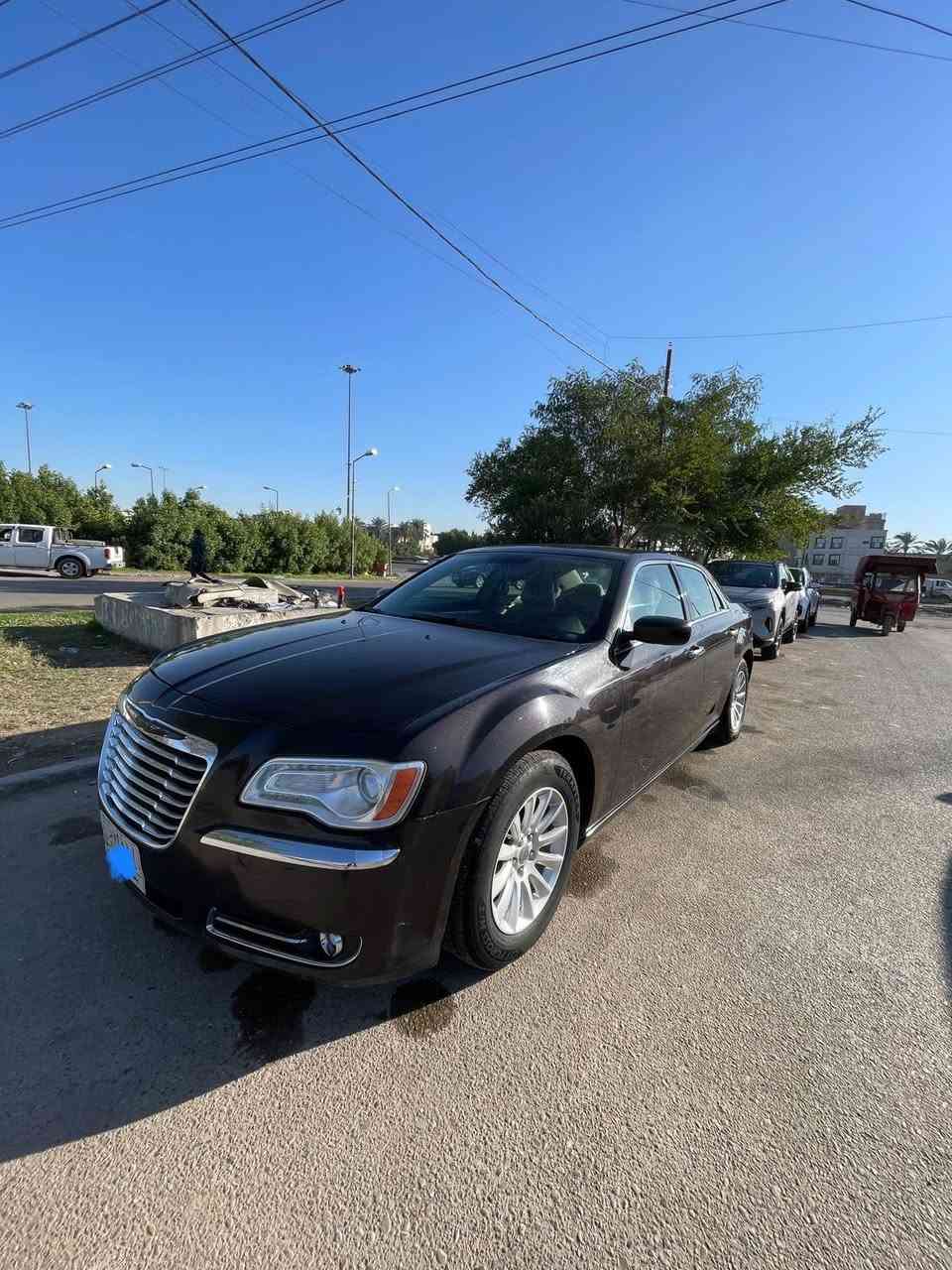 السلام عليكم للبيع كرايسلر 2012 كلييين مواصفات معروفه رقم بغداد باسمي جاهزه مابيه اي نقص السعر173$ ***********
