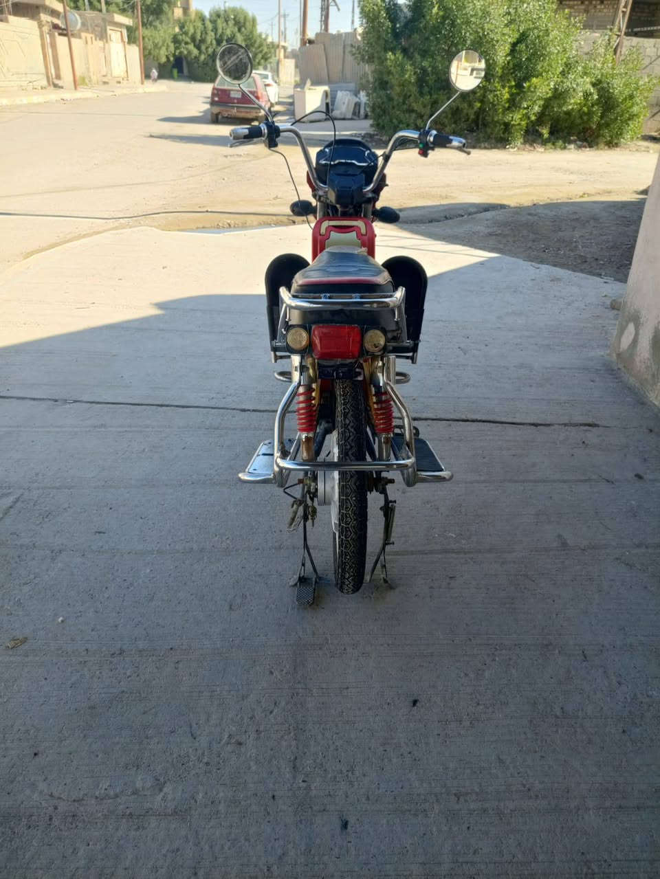 السلام عليكم ماطور شحن للبيع خمسه بطاريات بعده جديد بطارياته يقرن عشره السعر. 275 وبي مجال بصيط المكان فلوجه رقم هاتف / ***********
