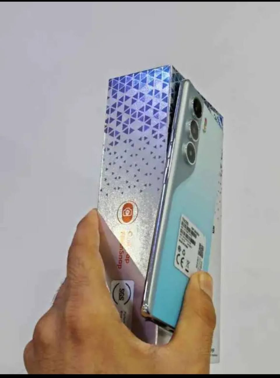 TECNO CAMON 40 Pro 5G مستخدم نضيف كلش للبيع للبيع فقط مكاني الخضر وسعره 240 الف وبيه مجال تجي وتاخذه وتروح اخوان اترجاكم لاحد يجي ويكلي اترواس فقط بيع ماارواس لان محتاج


**إذا كنت صاحب هذا الإعلان وتريد حذفه لأي سبب، رجاءا أرسل رسالة إلى الدعم الفني**