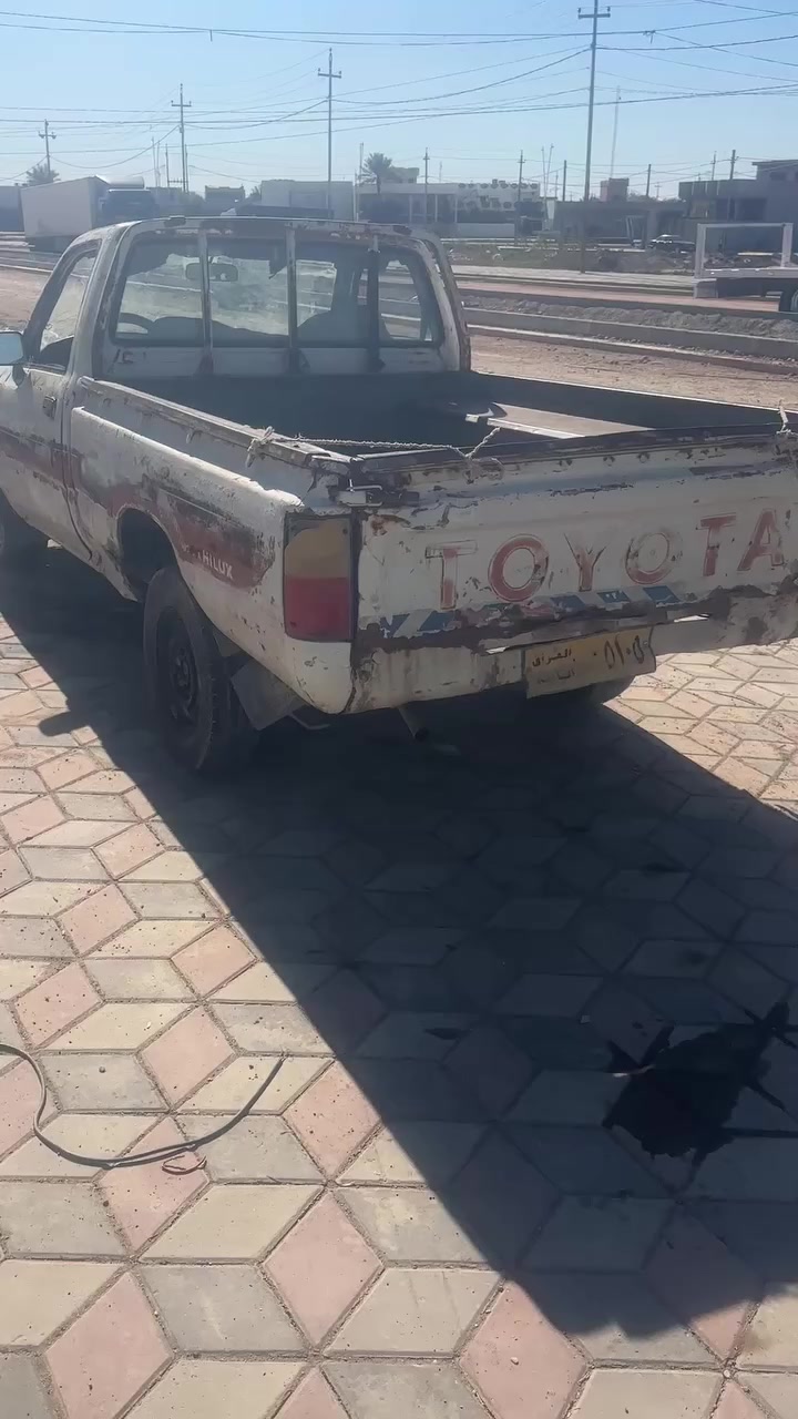 السلام عليكم اخوان سياره بيكم تك موديل1990محرك كير شاصي كفاله كشر تعبان كلش رقم كركوك اصولي صاحب السنويه متوفي ابيع بدون تحويل والسعر من الاخير (7)اورق رقم المبايل***********
