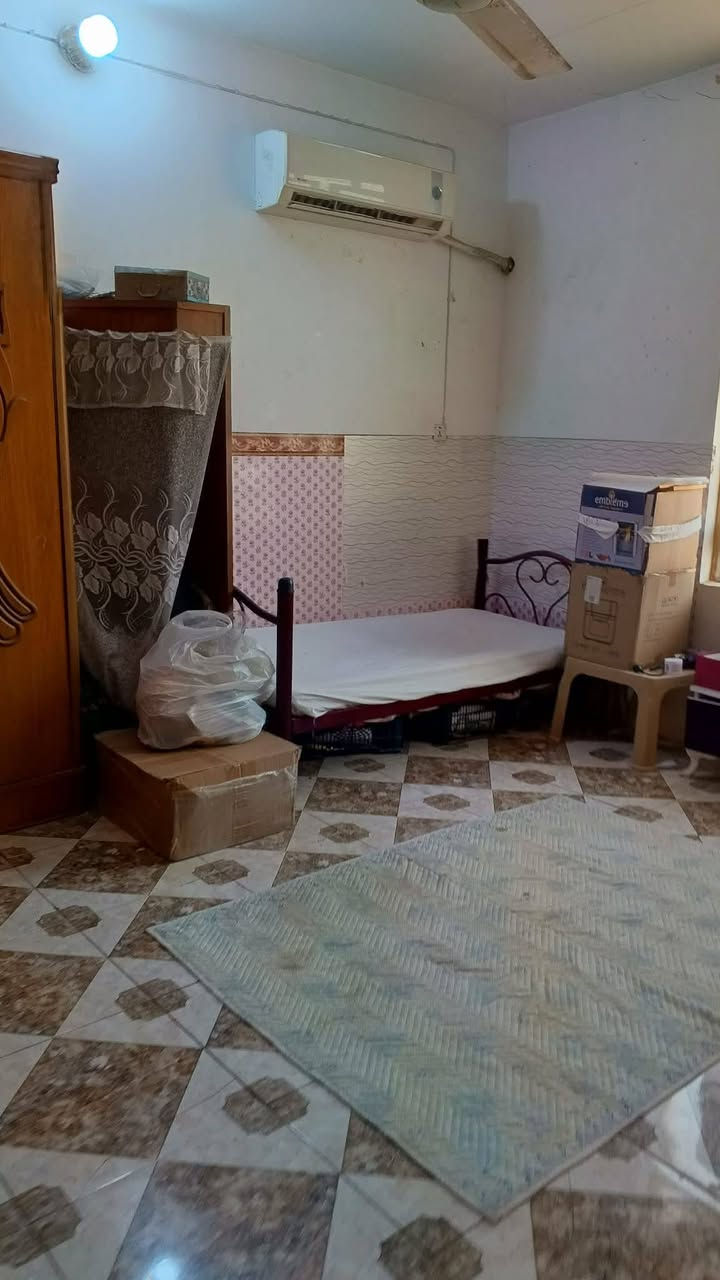للبيع بيت مساحه 100م طابق ونص
مهندسين ثاني فرع على ايدك اليمنى من شارع صيدلية نبع الخير  لبيت عگادة
شارع 10
سعر 160 مليون وبي مجال للشراي


**إذا كنت صاحب هذا الإعلان وتريد حذفه لأي سبب، رجاءا أرسل رسالة إلى الدعم الفني**