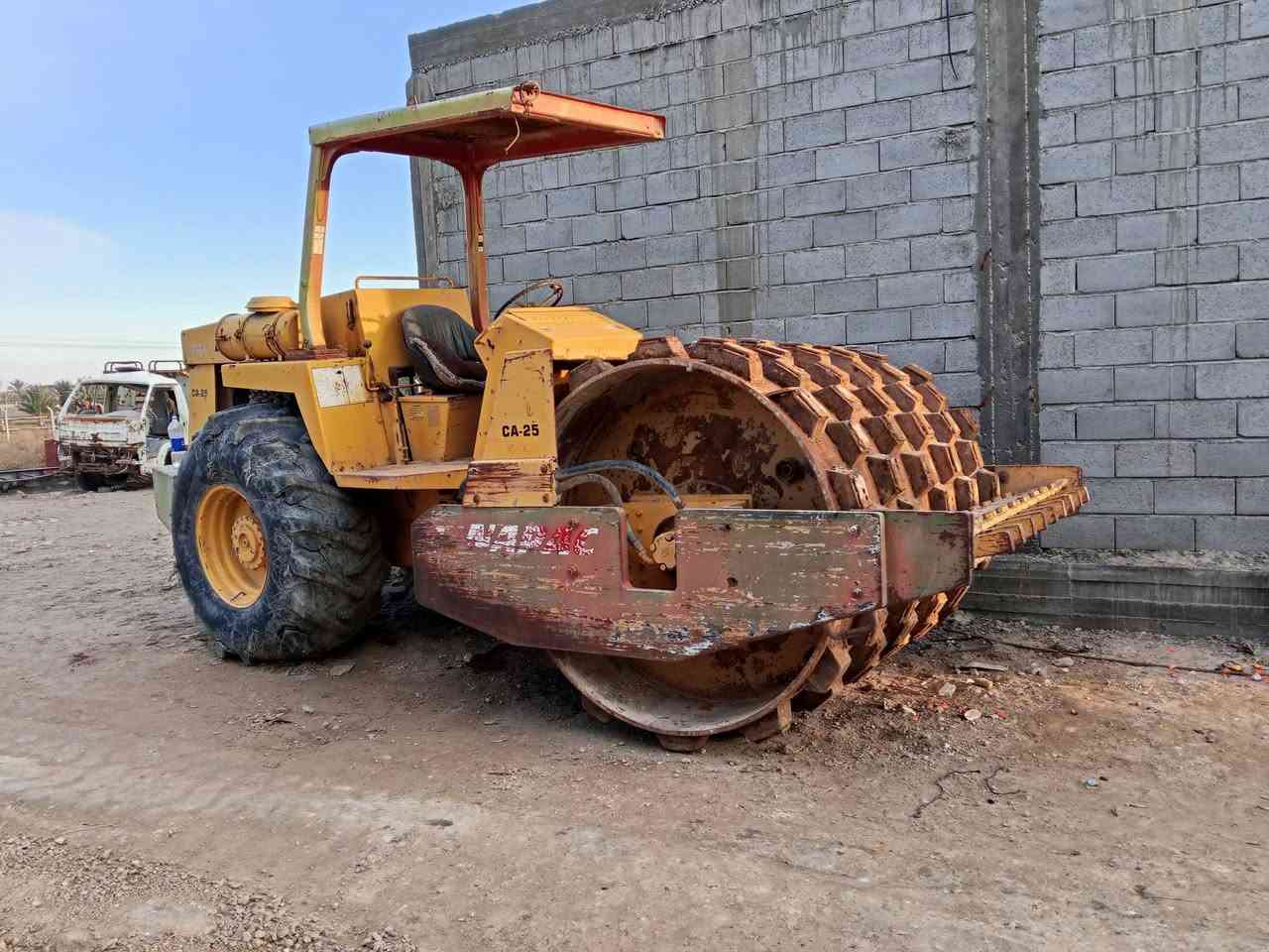 حادله دينباك ضلفيه اصل درام بدون رقم محرك بلادي جاهزه للشغل المكان الفلوجه الكرمه ***********
