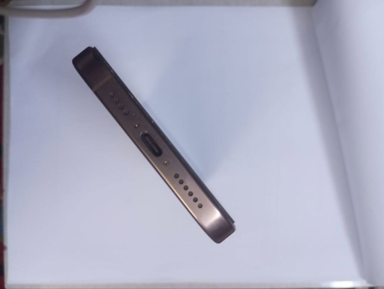 16 برو ماكس فقط يرادله ضهر غير شي جهاز مكفول من كلشي بفيه غراضه موجوده سعره مليون 100 
مكاني بغداد ***********
