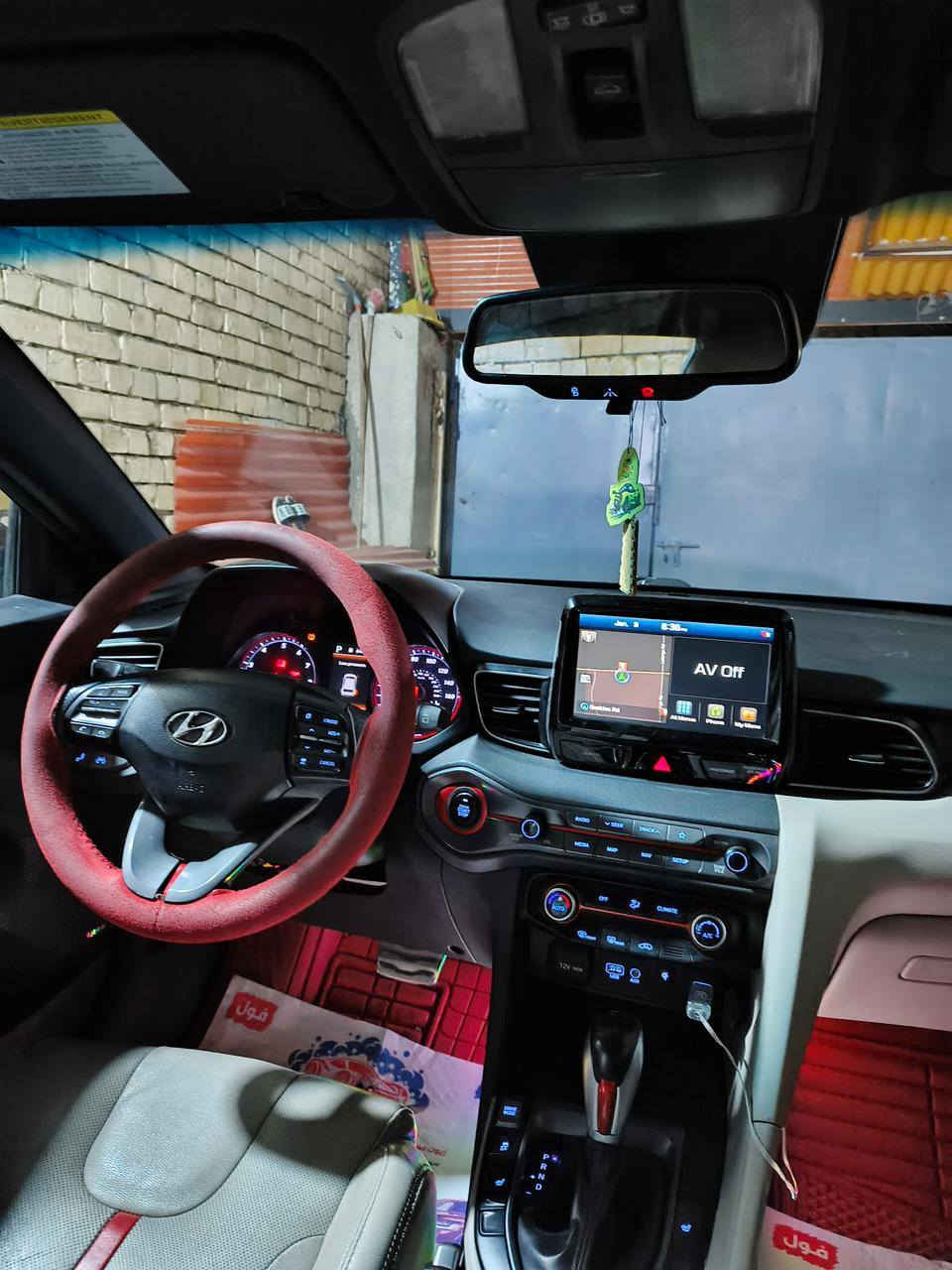 سلام عليكم فولستر موديل 2020  سيارة مكينة لف وستمية تيربو كير رياضي حادثهة موضح بل منشور سيارة جديدة تخم تاير وصدر جديد تحويل مباشر مكاني بغداد السعر $ 115 وبيهة مجال ***********__ ***********
