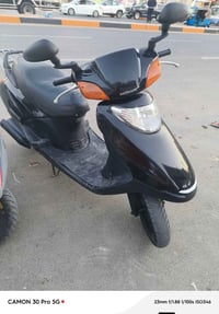 دراجه اتخبل يابانية  مكاني مدينه الصدر سعر 400قفل رقمي 07722287100