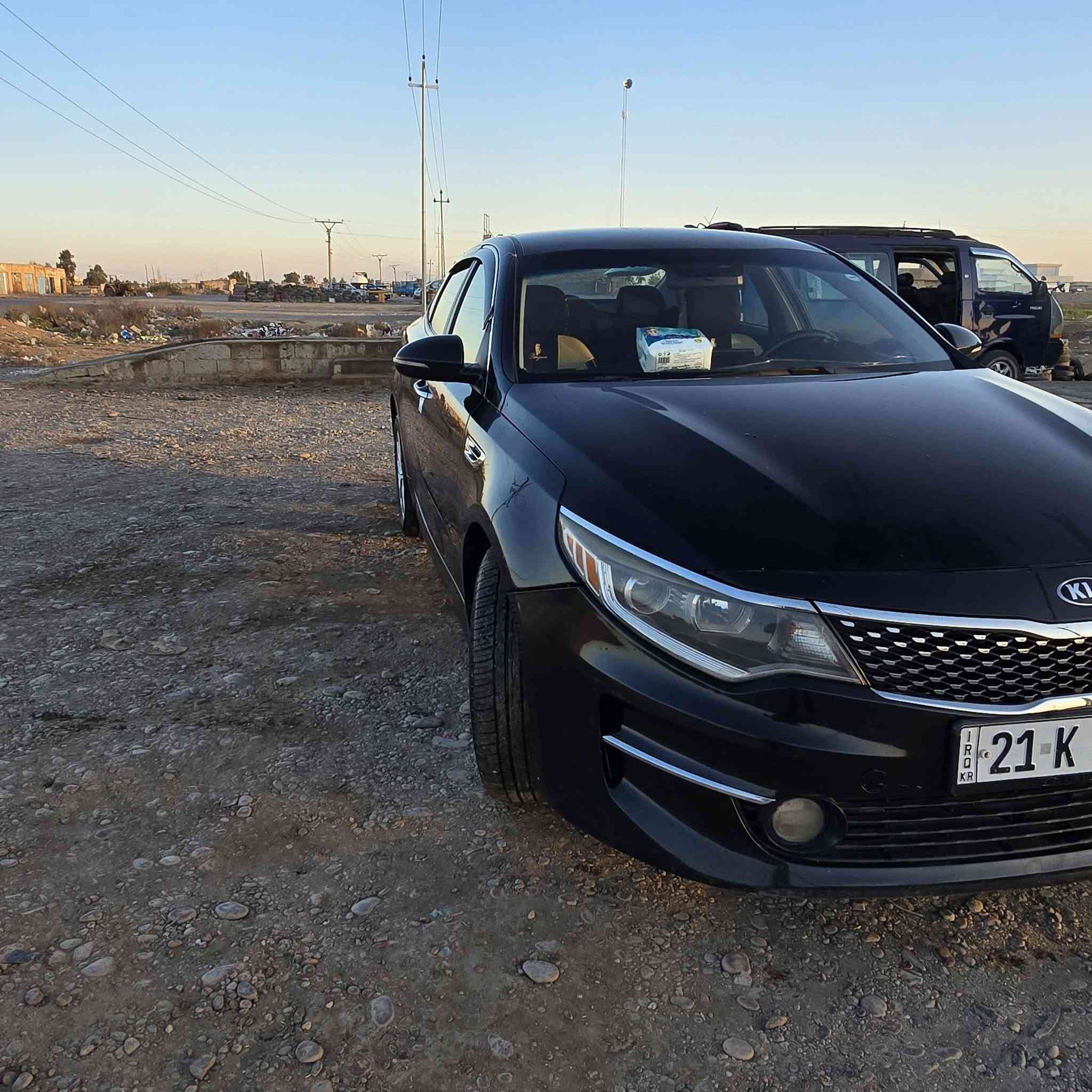 اوبتيما 2017 وارد امريكي 
رقم سليمانيه تحويل ثاني يوم 
كير محرك تخم تاير كفاله
تدفئه تبريد ثلج 
السعر 116  بيها مجال 
***********
