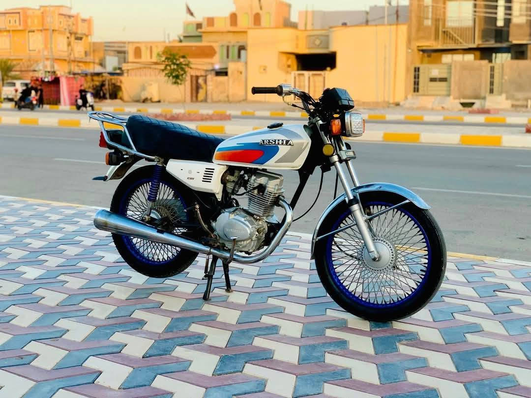 نامه مديل 20 وراق اصولي كامله دراجه بعدهي جديده وجاهزه ومكفوله اي نقص ما بيها مكينه تخبل وين ما تريد روح بيها وسعرها مناسب 500 وهاذا رقمي ***********
***********
