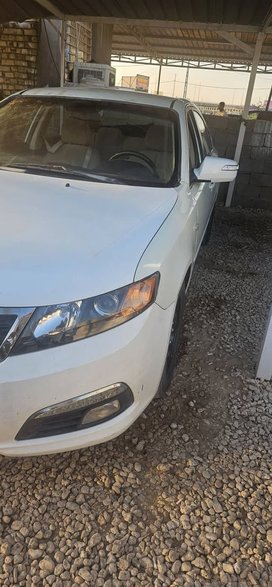 ابتمه خليجي رقم بغداد بسمي مكان حله مهناويه مصبوغه عام موديل ٩سعر ٨٥وبيه مجال مكلف  ***********
