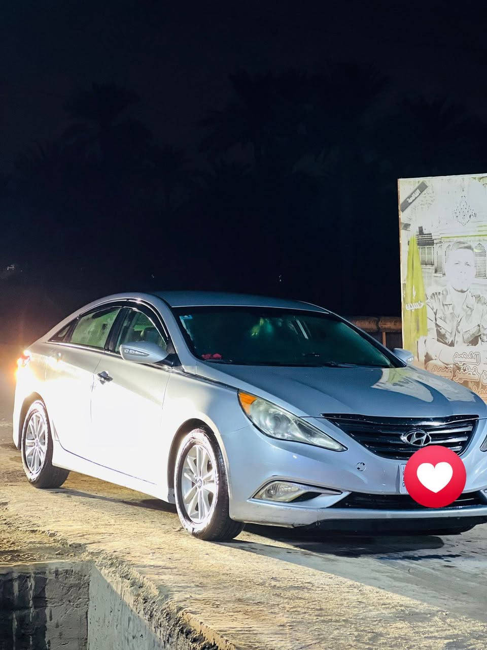 سوناتا موديل 2014وارد امريكي
مواصفات
بصمه +مري شفط +تدفئه كشنات
رقم ***********
