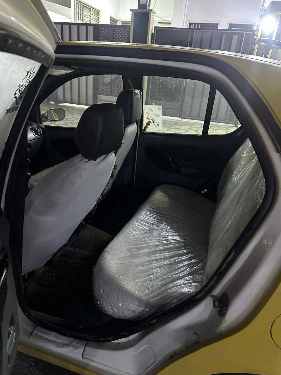 سلام عليكم سياره تاته رقم نينوئ صاحبها شرعي موجود مكاينه معماره جديده كيرا مابيا شي طخام تايه عليها جديد مكينه استر 16 مع كير شرط سعر 13 بيها مجال بسيط لاستفسار اتصال ع رقم ***********متوجود ع واتس رجأ الي ماشراي لايتصال
