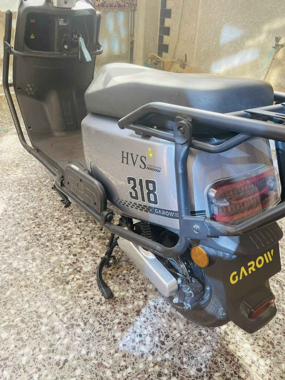 HVS 318
استخدام شهر ما ماشيه هواي زيرو بحاله الوكاله 
للاستفسار اكثر ***********
