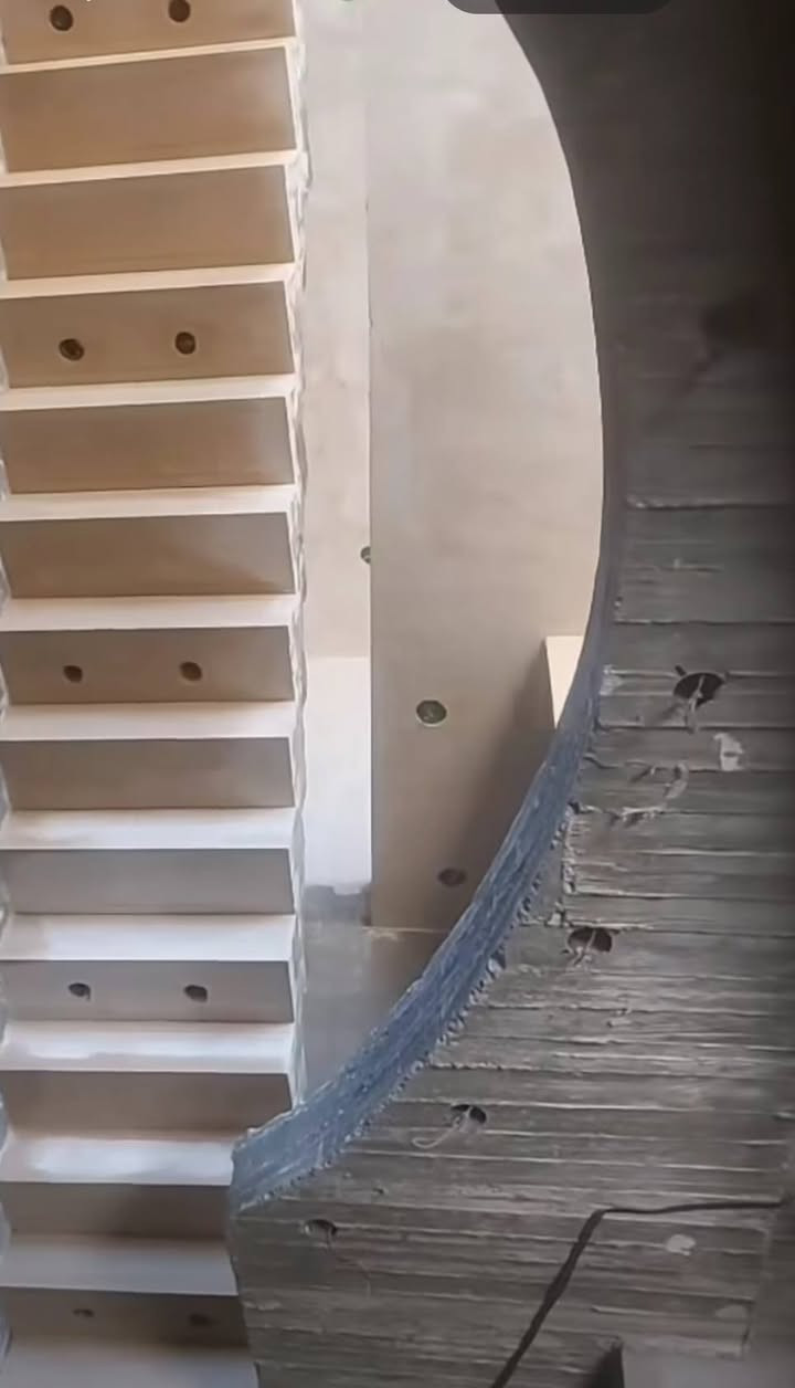 لبخ واجهات تقطيع
جص وبورك 
***********
