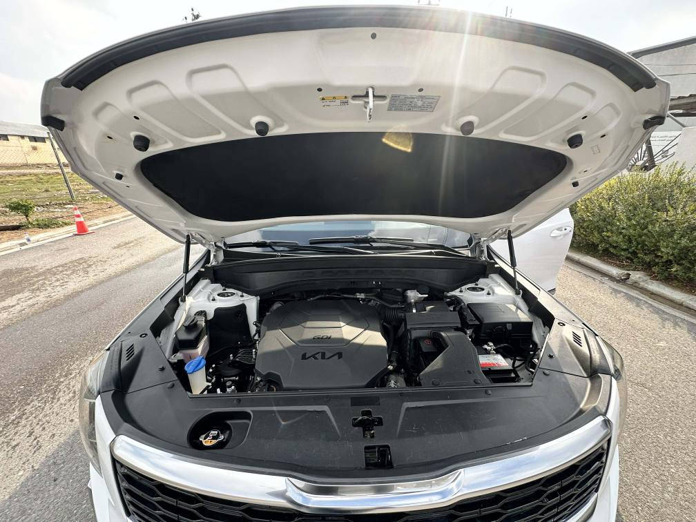 Kia Telluride 2022 کیا تیلوراید فول 
فول مواصفات بانوراما بصمە فورویل محرک 3.8 کشنات جلد کهربائی کشنات سیاحي شاشة کبیر و کامیرا تبريد مركزي 3 قطع 
لدات مصباح امامي وخلفی رادار امامي + رادار جانبي
3 مقعد ( 7 راكب ) نظام قيادة ذکي نورمال سبورت
محرك ستة سلندر حجم 3800L
بس بیها بابین مصبوغ بجم و خلفی کبس بشرط
رقم شاصی 5XYP6DHC4NG235683
ماشیە 50 الف سیارە رقم اربیل باسمی
سعر 250 ورقە و مجال
*********** واتساب
تیلیراید مودیل 2022 فول مواصفات مکینە گەروە 3.8 حەوت نەفەری دەبل اکسل پانۆراما بەسمە شاشە گەورە کوشن جلد کارەبایی سیاحی تحکم ستیرن و رادار دوو بەسمە بیلاد لەگەلە
تەنیا 2 درگای سکنی سبغە پێش و پشتی کەپسە
بەناوی خۆمە و هەموو شتی تازەیە
سعری 250 وەرەقە و مجال
*********** واتساب أربيل, العراق
