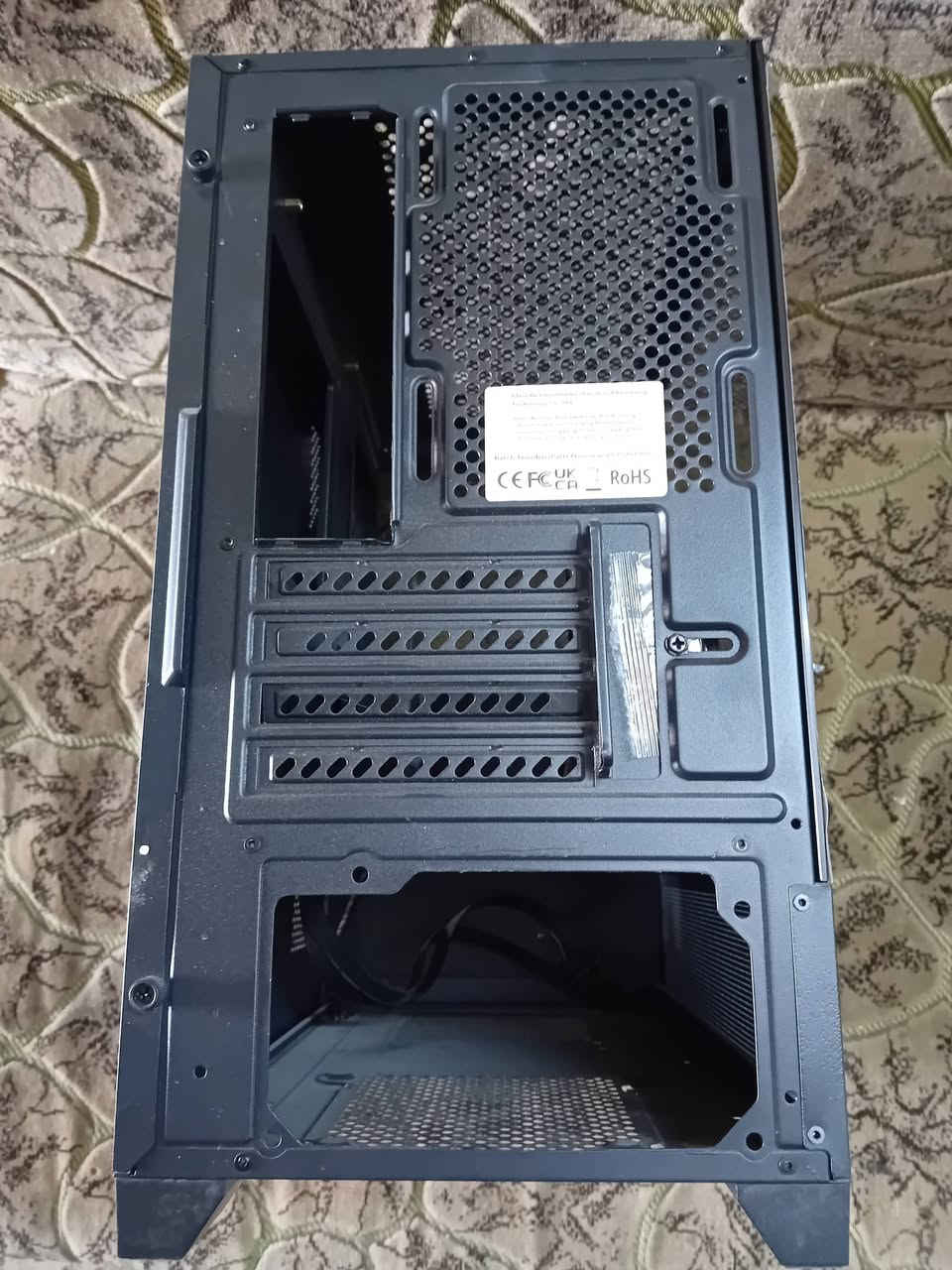 كيس جديد فارغ سعر 35 
براد مائي جديد سعر 20 
كيبورد جديد سعر 25 
يتوفر توصيل 5000


**إذا كنت صاحب هذا الإعلان وتريد حذفه لأي سبب، رجاءا أرسل رسالة إلى الدعم الفني**