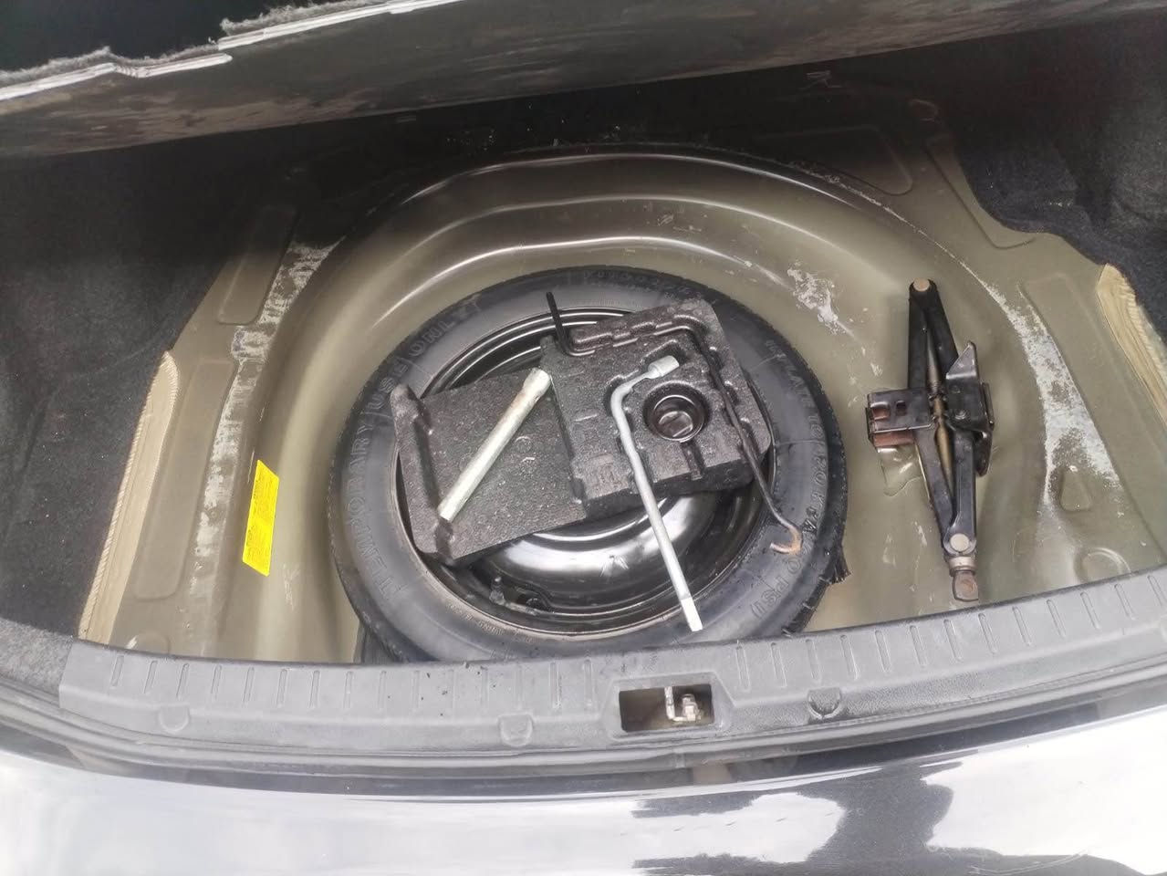 كورلا 2013 سياره جديده كلش فول موصفات 1/1كفاله من صبغ تبديل جاملغ وبنيد بلاديات سياره باسمي مكاني بصره *********** البصرة, العراق
