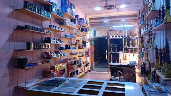 � للبيع… محل جاهز للعمل فوراً! 🔥
📍 محل “مزاج” لبيع الأركيلة ومستلزماتها
العنوان كربلاء المقدسة/ شهداء سيف سعد -قرب مدرسة ديرياسين

للراغبين بفرصة ذهبية… معروض بسعر مناسب جداً وبحاجة للبيع بشكل مستعجل!

✨ مواصفات المحل:

 • الموقع: شهداء سيف سعد – قرب مدرسة دير ياسين
 • المحل شغّال وخير من الله
 • يحتوي على سبلت جديد 2 طن + مبردة كونفيره 
• يحتوي سستم كامرات
• يحتوي على ميز خبطات معسلPDF وميز خبطات حديد
 • يحتوي على صحيات
 • خط مولدة ذهبي
 • إيجار مناسب جداً
 • مساحة ممتازة:4 × 10 متر

فرصة جاهزة للاستثمار بدون أي تعب… فقط تستلم وتباشر شغلك!

📞 للاستفسار والتواصل
***********

***********‏
