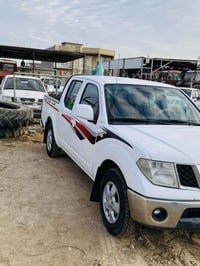 نيسان نافارا • ٢٠١١
