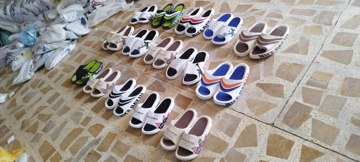 نعل پیاوان نوع ئیڤا
واتساب
*********** _ ***********
