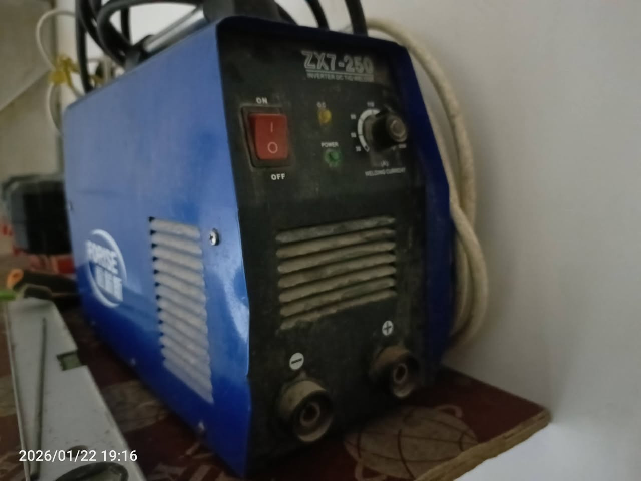 للبيع ماكنة لحام الكترونية اخو الجديد حتى كارتونتها موجودة نوعية جيدة جدا باب اول  250امبير 

 السعر 125الف وبي مجال 

العنوان بغداد الشعب حي البساتين تجي تفحص وتاخذها  وبالخير عالياخذها 
***********
