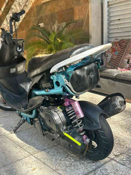 السلام عليكم ماكس عدله للبيع بوشته 55  مكينته هاون كلش قويه ربع سكليتر تعلك بيك بيه صلنصه صجميه اصليه مال تفصيخ اتهد السكليتر كبل ترمي طلق وبيه تزويد بعد دبل خلفي ويل امامي مشيف  وكلجات رياضي دراجه شلعه معدل ومكينته ناعمه ربع هندر اجيه الصبح وضفيرته جديده مملعبون بيه السعر 500 وبيه مجال الله شاهد دراجه جديده وتسوه لين عله ايدي ومداريه كلش وتساب *********** مكاني بغداد حي الجامعه
