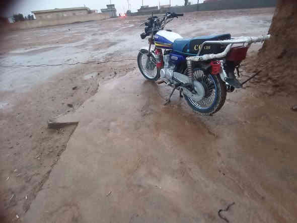 موطور سافين 4گير للبيع موديل 2023 شرط من كل عيب بل واقع احله من الصوره مكان حويجه ع قره سعر 525 وبي مجال شراي يتصل ***********
