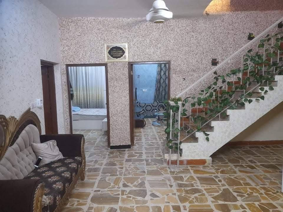 🕋بسم الله الرحمٰن الرحيم 🕋

👋السلام عليكم ورحمة الله وبركاته👋

🏪يعلن مكتب انمار للعقار

🌄الانبار قضاء الفلوجه 

🏡 بيت 

#للبيع حي الشهداء قرب مرطبات مشمشه وقرب شارع المنجزات  

🚧 بناء طابوك 

📐المساحه 250م الوجه 12.5م النزال 20 
 
 

📃طابو صرف سند تحويل ملكيه بسم شخص واحد 

🛣️شارع 8 م  ثاني بيت من شارع 12م   تبليط خدمات مجاري نافذ على الشارع العام 

🏠طابقين

🔵استقبال 
🔵مطبخ 
🔵غرف عدد 5 
🔵مناور 
🔵صاله 
🔵صحيات 2

 

💲#السعر المعلن 135 مليون  وقابل للتفاوض مع صاحب العقار 

🧑‍💻عزيزي عندك عقار وتريد تبيعه باسرع وقت راسل صفحتنه نلبي لك طلبك 🙏♥️

⁉️للاستفسار اكثر مراسله صفحتنا او زياره المكتب انمار للعقار الواقع على شارع 60 مجاور مطعم  نفر بخاري  ومجاور المطعم وكوفي بلاك ساراي شارع السكلات او الاتصال 

☎️***********☎️كورك 
☎️***********☎️ واتساب  

⁉️اذا كنت تملك عقار وترغب في نشره مراسله صفحتنا او زياره المكتب انمار للعقار او ارسال المعلومات على الواتساب ☎️👆

⁉️الاسعار المعلنه في مكتبنا تحدد من قبل البائع وليس المكتب ونجمع البائع والمشتري وجها لوجه لاتمام عمليه البيع

⁉️متابعه ولايك للصفحه ليصلكم كل ماهو جديد فضلاً وليس أمراً

♥️طابت أوقاتكم بكل خير ♥️

