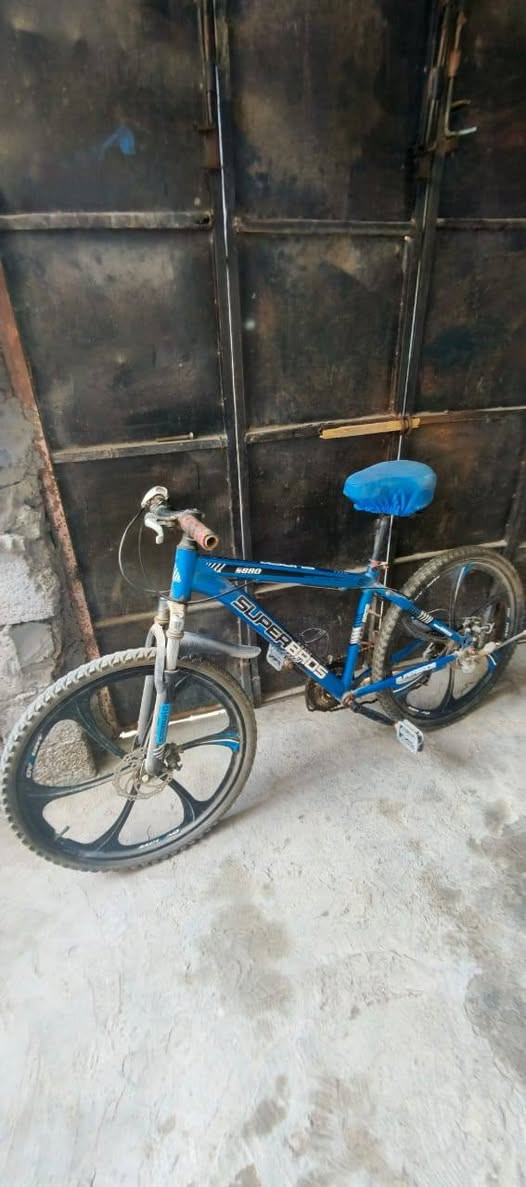 السلام عليكم بيع دراجة شحن بسعر150الف وبايسكل بسعر85الف وهذا رقمي ***********
