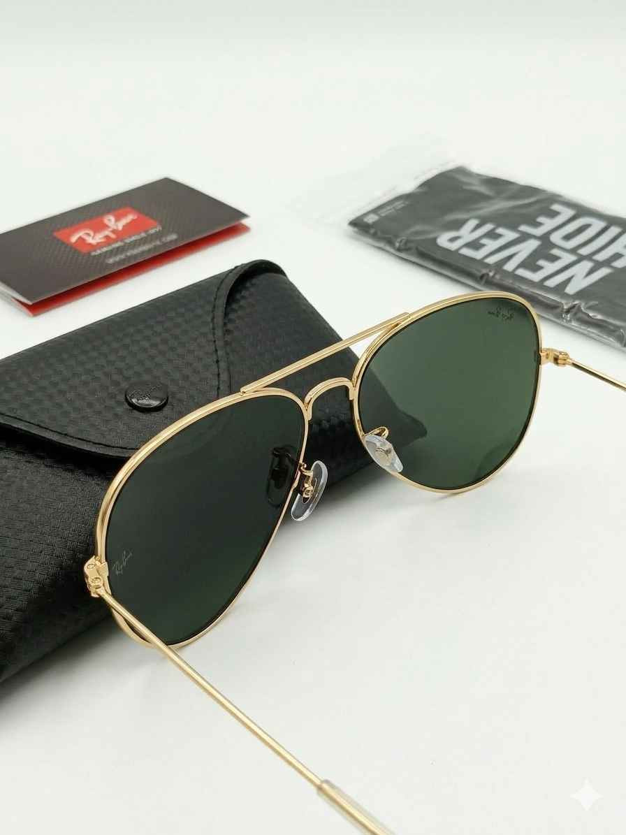 السلام عليكم .. للبيع نظارة شمسية من ماركة ريبان الإيطالية الاصليه . 
​الماركة: ريبان (Ray-Ban).
​الموديل: أفياتور الكلاسيكي (Aviator Classic).
​لون الإطار: ذهبي (Gold-tone).
​لون العدسات: أخضر داكن (كلاسيكي G-15).
​حماية: حماية كاملة من الأشعة فوق البنفسجية (UV400). السعر ٤٥ الف وبيهه مجال بسيط مكاني بغداد قرب الغزاليه . لايوجد توصيل  . بغداد, العراق


**إذا كنت صاحب هذا الإعلان وتريد حذفه لأي سبب، رجاءا أرسل رسالة إلى الدعم الفني**