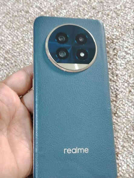 ريلمي 13 برو بلص فايف جي 

نسخه عالميه 

مستبدل حساس فقط 

ذاكره 512 رام 12+12

شاشه اوملد منحنية بصمه بالشاشه

بصمه بالشاشه 

كامره 50 اسو اي  زوم 120X

بطاريه 5200 ملي امبير
 
سعره 250 وبي مجال عنوان النجف رقم الهاتف ***********
