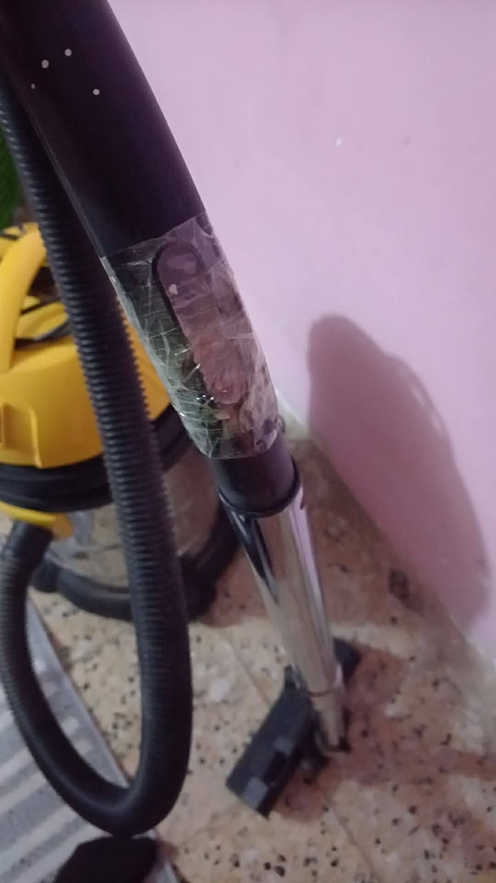 مكنسه كهربائيه للبيع مستعمله قليل بيهه عيب بسيط بالصونده يتبدل سعرهه الصونده ٥ مواكثر 
رايدتهه بعد  الف اكو توصيل📮


**إذا كنت صاحب هذا الإعلان وتريد حذفه لأي سبب، رجاءا أرسل رسالة إلى الدعم الفني**