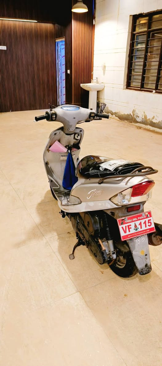 سلام عليكم دراجه ماكس منغولي مختمه ختم واحد دراجه مكفوله كفاله عامه السعر 850 ***********
