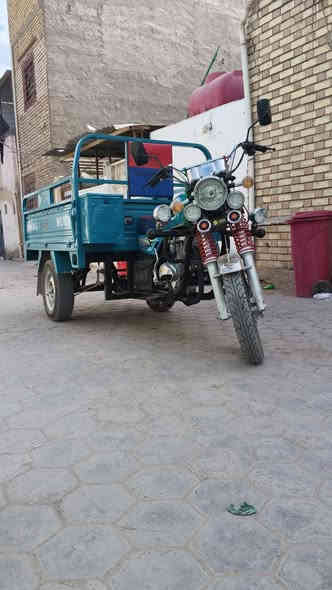 السلام عليكم ستوته جمره موديل 23 طالعه من الوكيل قبل شهر ونص سعر 2 و750 وبيه مجال العنوان النجف حي الانصار رقم صاحب الستوته *********** اني مكلف بالنشر اتصلو على صاحبه
