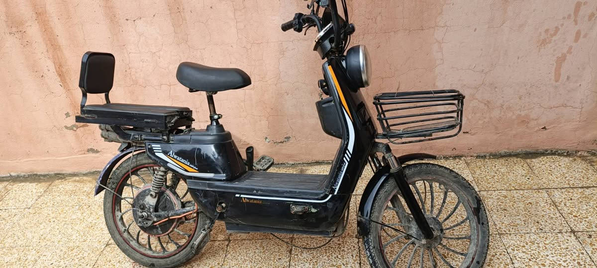 سلام عليكم ماطور للبيع
الماطوى شغال بطاريات فوك النص عمر 
ملف عقل لايت هورن شرط 
السعر 150 الف


**إذا كنت صاحب هذا الإعلان وتريد حذفه لأي سبب، رجاءا أرسل رسالة إلى الدعم الفني**