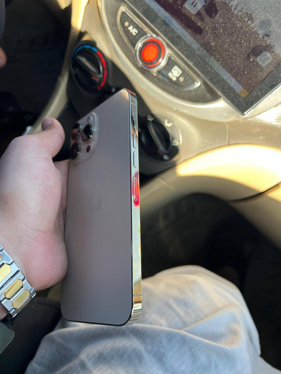 ايفون 13 برو ماكس
ذاكرا 256 
بطاريه 87 بلادي 
نموذج M
تك سيم 
شرط ما مفتوح ((ضد الماء))
جهاز شرط وضمان تاخذه
السعر 665
‏‪***********
‏‪***********‬‏
بي مجال حك لجيا فقط
