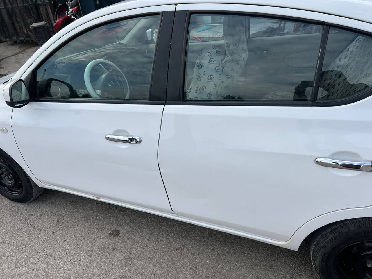 السلام عليكم صني هندي موديل 2020 تخم تاير جديد رقم بغداد دعامية الأمامية بس صبغ و طغات بل بيبان موجود بل صور سعر 105 
مكاني بغداد 
*********** 
فقط وتساب
