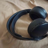 سماعة Pulse 3D • بلايستيشن ٥/٤ • نظيفه جدا