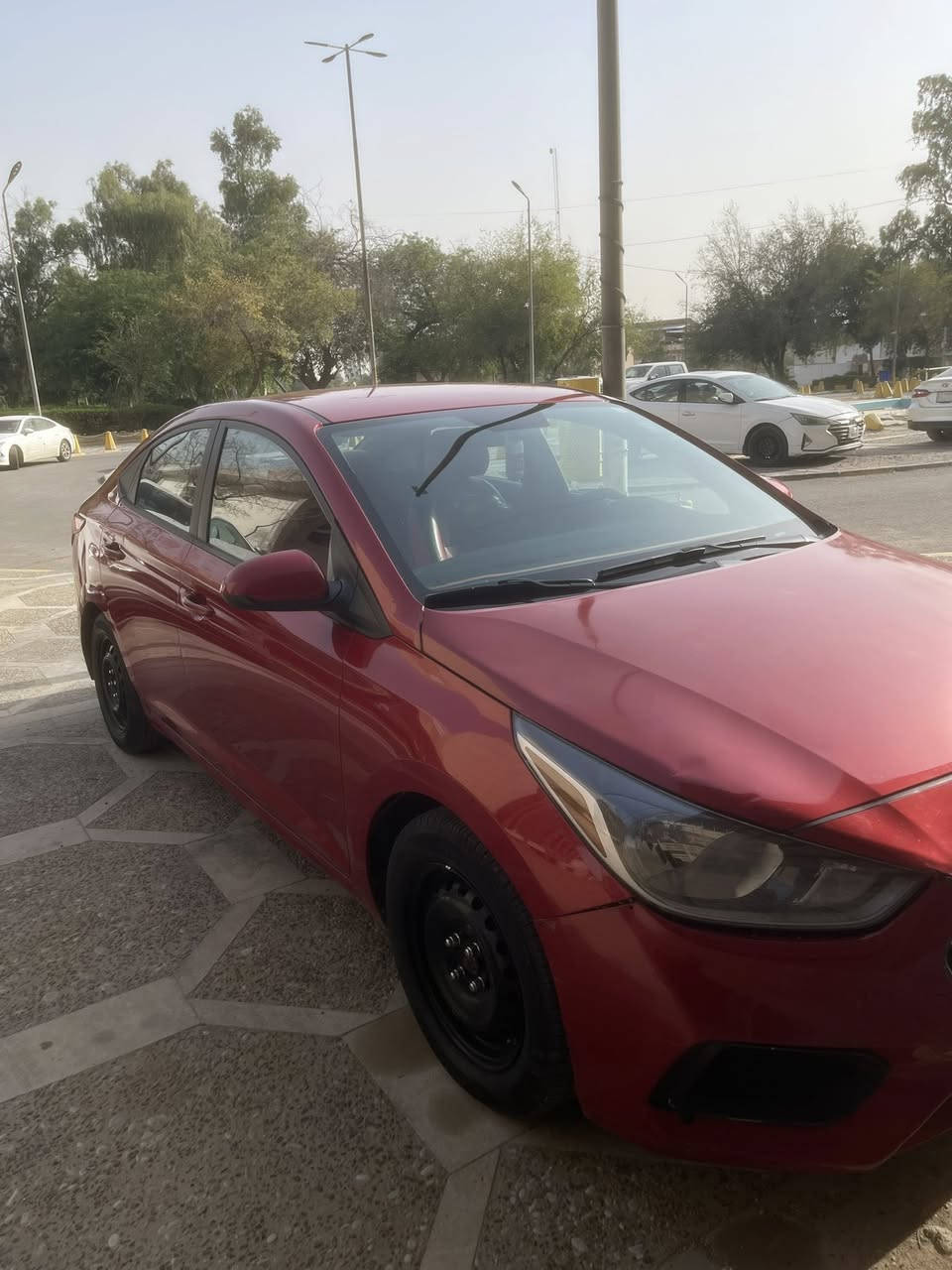 السلام عليكم هونداي اكسنت2021 رقم اربيل 
ماشية 75.000 ميل ضررهه بنيد مصبوغ وبيهه شخط بصفحة السايق موضح بدون دواخل مكاني بغداد الغزالية السعر ١٠٥ وبيهه مجال بسيط 
***********
