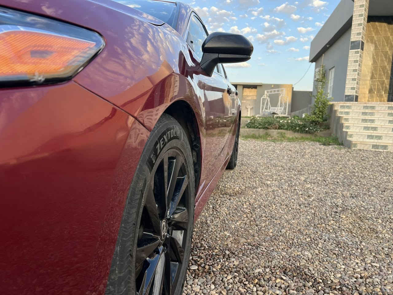 السلام عليكم
كامري LE موديل ٢٠٢١
ماشي 112.000 مايل
ضررها من امريكا جاملغ وباب السايق بچم كبس خلفي كبس
وعدنا انطخت باب السكن وصلحنا وصبغنا الطخه موجود صور الضرر خارج العراق وطخة الباب داخل العراق 
بيه مكانين تعديل بارد
جاهزة محرك كير مو مفتوح برغي 
حتى فيول بمب شركة ما مبدل ولا مفتوح
رادار كاميرا شاشة كلها كاملة وشغالة شركة
السعر 180 ورقه بيه مجال قليل 
عنوان صلاح الدين الشرقاط ناحية اشور قرية اسديرا سفلى الصحن 
***********
***********
