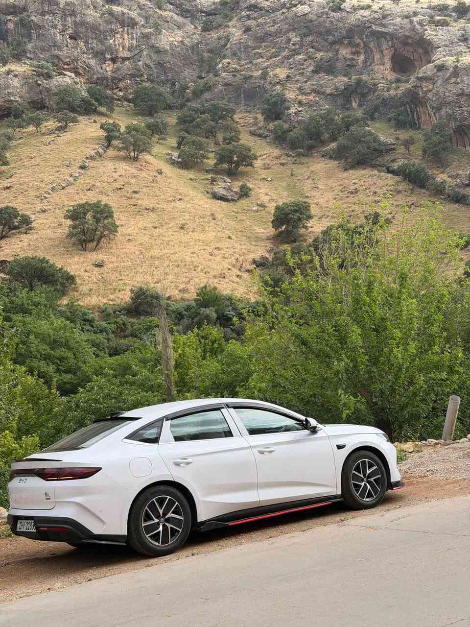 Byd quin L 2025
فول مواصفات داخل ابيض عده بانوراما رقم اربيل 
13 كاميرات 
مكفولة 
ماشية 8000 
ويل كب 
اضافات إنارة داخلية 
وبيها اضافات بعد هواي 
واضافات خارجية 
السعر /٢٦ مليون وبيها مجال 
العنوان/ النجف الاشرف 
للتواصل  ‏‪***********‬‏

