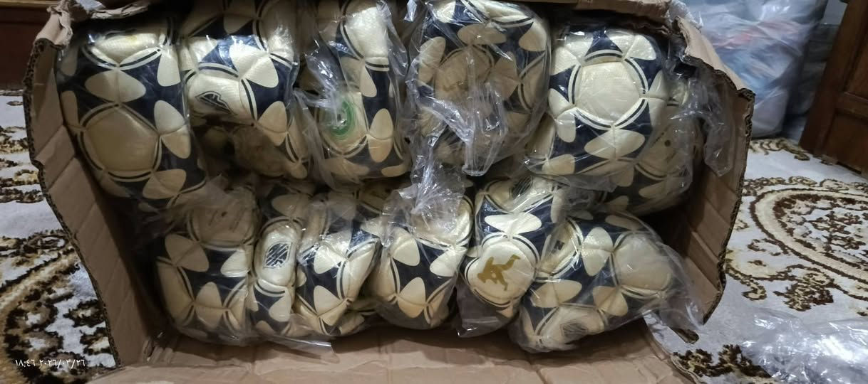 السلام عليكم ورحمه الله 
للي راسلوني وماحصلو 

رجعت تكررت الكره الاصليه لشركه ترين الباكستانيه 
حجم 5 ملعب 11
حجم 4 ملاعب مصغره 
بعرضها الخاص

تفاصيل داخل الفيديو كامله 
متوفر توصيل لجميع محافظات العراق 🚕


**إذا كنت صاحب هذا الإعلان وتريد حذفه لأي سبب، رجاءا أرسل رسالة إلى الدعم الفني**