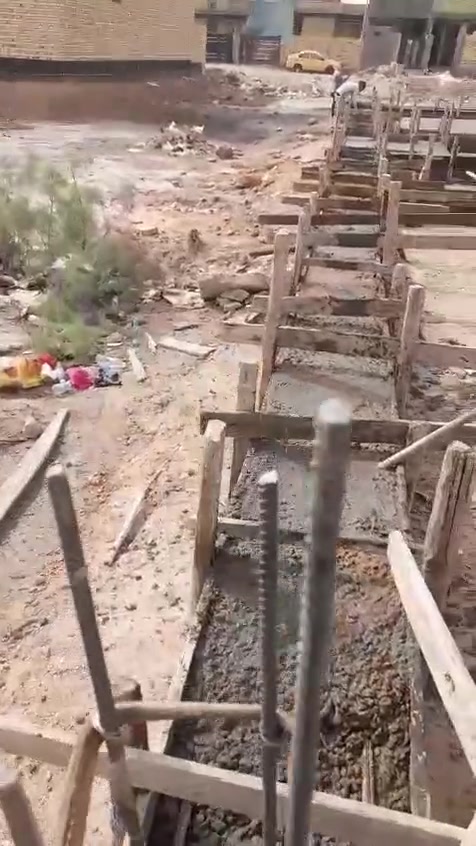 #مكلف بالنشر 
🏠بيت للبيع زراعي سند 25
🏚️ديوانية / حولي الخصيمه عرصات حيدر بن حجي هندي 

✅كونكريت مسلح 

❇️زراعي سند ٢٥ [مرقم جاهز للتطويب]

✅المساحة : 240متر 

❇️الواجهة 10 متر

❇️النزال : 24 متر 

♻️محتويات الدار 

 🔆 غرفة نوم عدد2

🔅استقبال 

🔅صالة 

🔅مطبخ 

🔅صحيات داخلية وخارجية 

🔅كراج سياره كبير 

🔅حديقة كبيره

 

✅كونكريت مسلح و صب مركزي 

✅تأسيس ماء وكهرباء انابيب سمارت  الاصلي

✅شبكة تقطير سبالت للبيت بالكامل 

✅شبكة كاميرات للبيت بالكامل اربع جهات 

✅خدمات كاملة (  ، ماء ، كهرباء ،  +مدارس) 
او الاتصال واتساب او عن على الارقام التالية
***********
+964 786 882 9120
