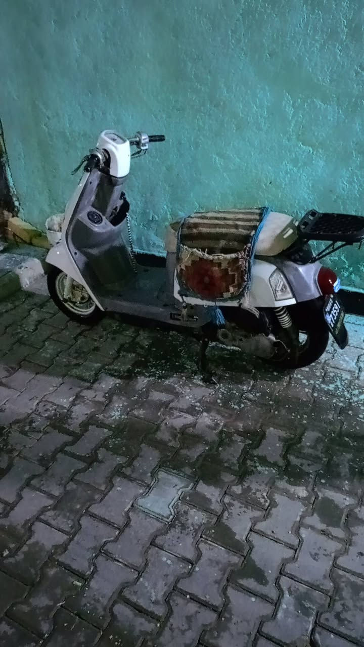 للبيع 400قفله نكره سلف كلشي شغال بيه  نتصال ***********
