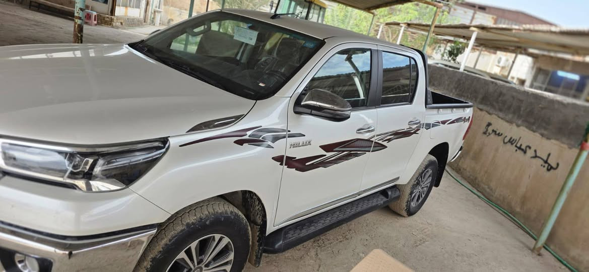 سلام عليكم
بيك اب فلاونزه 
موديل 2021
فور ويل سعودي
بصمه
دبل سنتر لوك 
تبريد كشنات 
رقم قادسيه 
فتح تبديل صبغ كفاله عامه 
بيها أقل الشبر بارد موضح بل السونار 
ماشيه 116الف 
سبير مانازل 
بصمات اثنين
المكان 
محافظة القادسية 
السعر 300$$
بيها مجال للشراي 
***********
