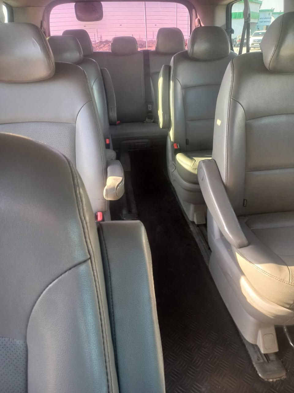 السلام عليكم
استارسيكس 2020اصل سيارة جاهزة vip ماعدا الفتحه 

المكان بصرة المركز السعر305 وبيها مجال الملاحظه اني مكلف بل نشر هاذا رقم راعيها 

***********
