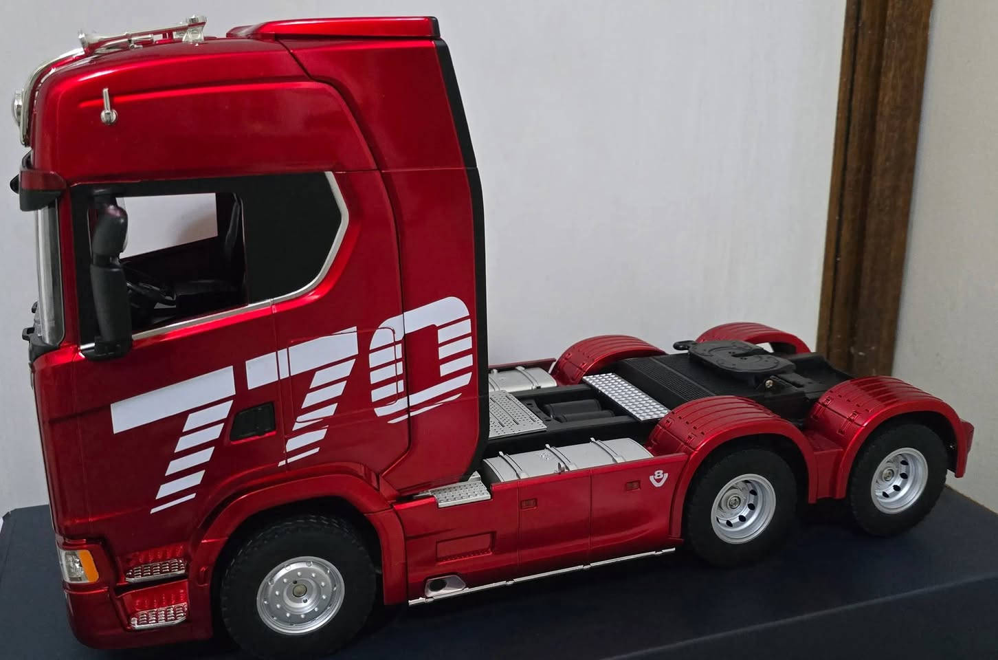 سلام عليكم
تريله سكانيا ٧٧٠ للبيع
حجم ١:١٨ ريمونت
جديده لوك بالكارتون
مكان بغداد ويتوفر توصيل
سعر ١٠٠ الف قفل مع التوصيل


**إذا كنت صاحب هذا الإعلان وتريد حذفه لأي سبب، رجاءا أرسل رسالة إلى الدعم الفني**