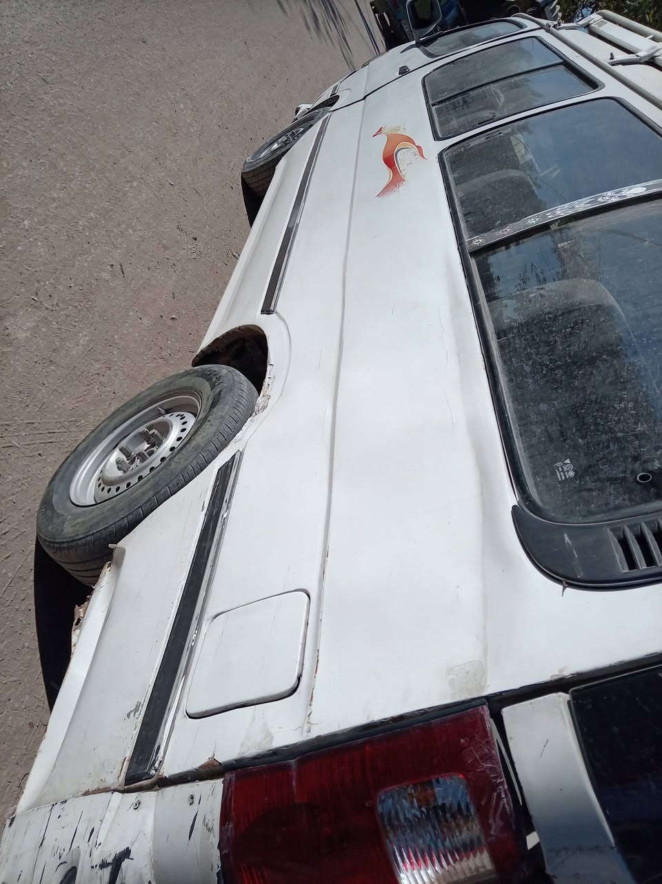 فتون 14 نضيفه محرك جديد
سياره نضيفه مال علا باب الله
 السعر 40 وبيها مجال
*********** رقمي
