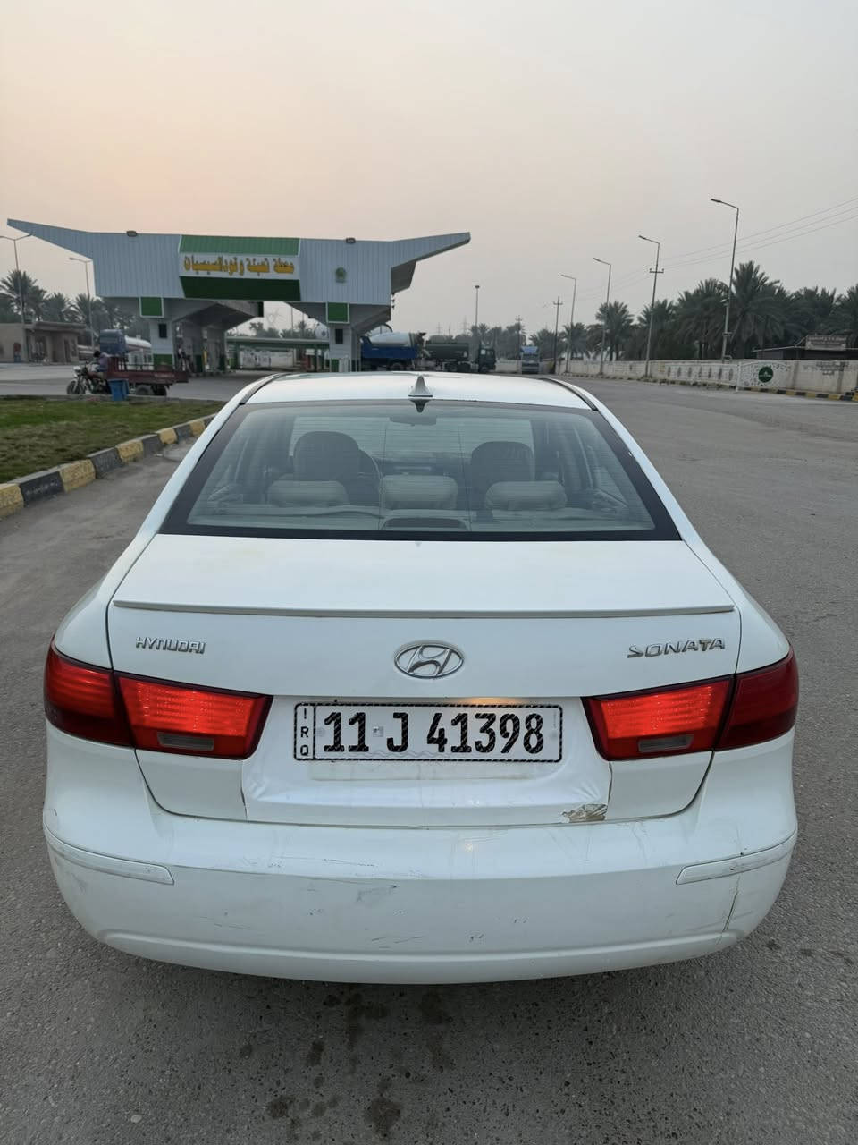 السلام عليكم سوناتا مديل 2009 وارد أمريكي حادثهة جاملغ خلفي بدون دواخل سياره مصبوغه عام اثر تكشير بدون حادث سياره ليبل واحد ماعد جاملغ امامي مبدل محرك2400دوش محرك وكير وصدر مكفول رقم بغداد الدولي بسمي سياره جاهزه السعر 98وبيه مجال   مكاني بغداد المحموديه  ***********
