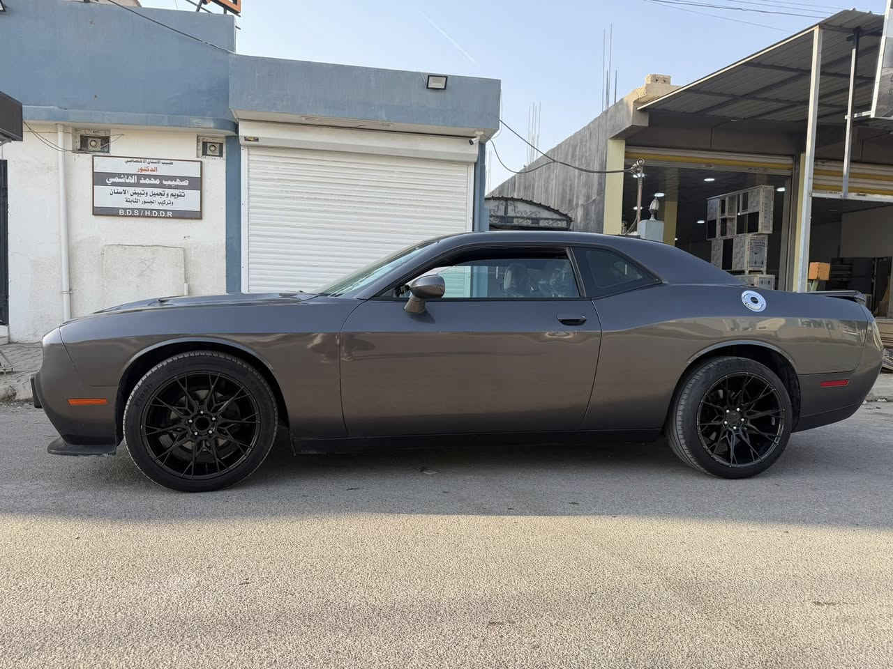 جالنجر موديل 16محرك 3600 لون رمادي رقم اربيل 3قطع سرقه بدون حادث بآسمي سنويه تنتهي 29
مكان السياره كركوك 
***********
السعر 145$
