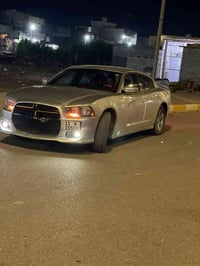 جارجر ٢٠١٢ امريكي جاملغ خلفي صبغ او الصندوك باقي كفاله رقم بغداد بسمي ...