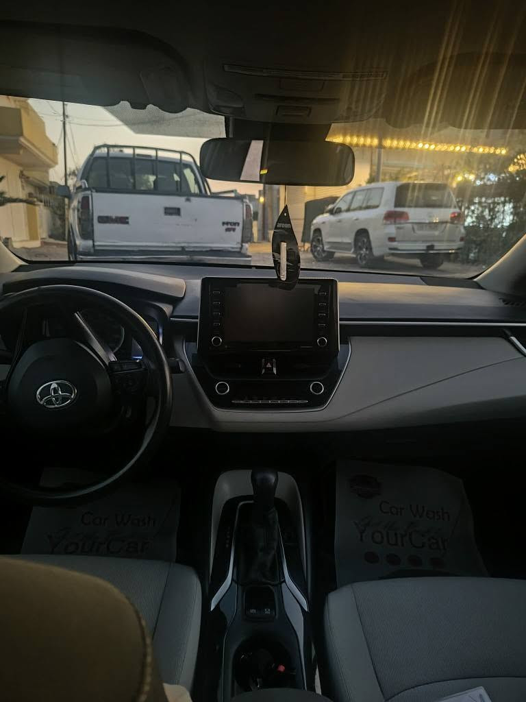 كورلا وارد أمريكي LE
موديل 2021
رقم سليمانيه جديد شرط تحويل 
هزه و براد ما ساقطه 
مواصفاته معروفه  LE
ماشيه 160 كيلو متر
محرك 18 مرغوب
تخم تايرات جديد
صدر جديد
بطاريه جديده
سونر مرفق 
بدون دواخل ضرره 
سعره 125 ورقه
م ***********
كلشي موضخ بالمنشور اتصال فقط خناقين, ديالى
